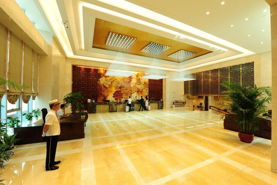 Friendship Hotel Changsha Buitenkant foto